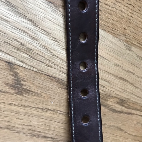 Vintage fossil leather belt with brass hardware. - Picture 3 of 7